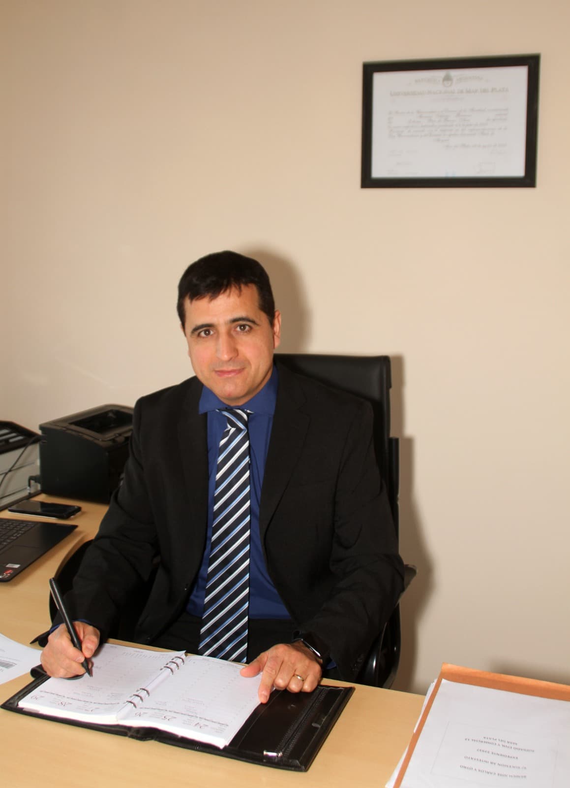 Dr. Mariano Barraza